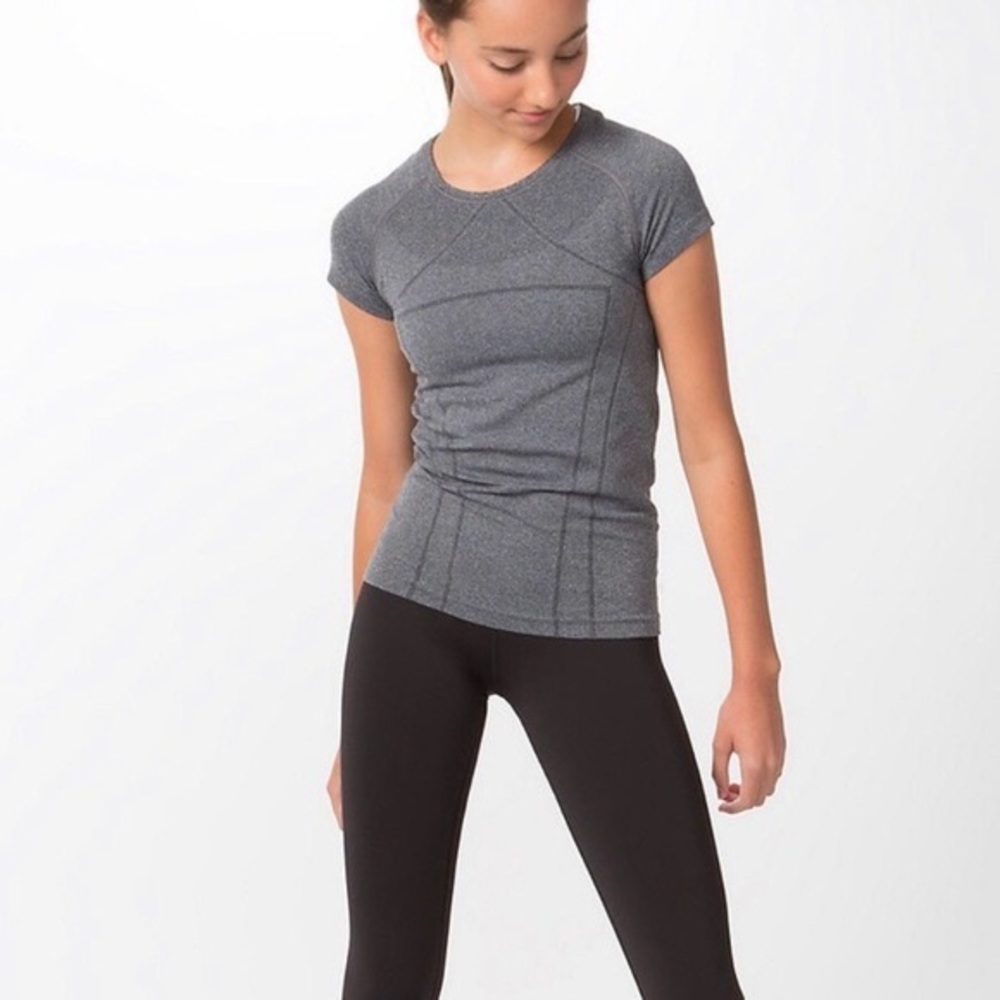 IVIVVA GIRLS SWIFTLY TEE